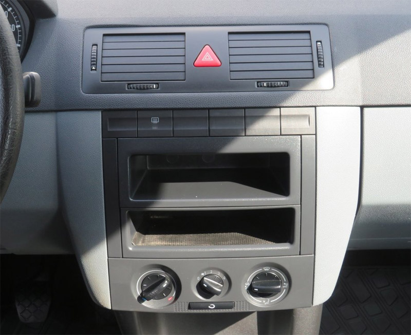 Autorádio ŠKODA FABIA I. JVC KD-T922BT Bluetooth s instalační sadou