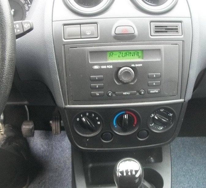 Autorádio FORD Fiesta 2005-2008 JVC KD-X382BT Bluetooth s instalační sadou