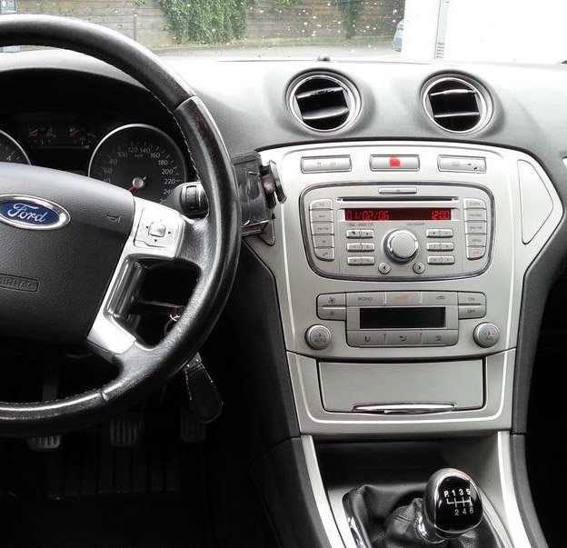 Autorádio FORD Mondeo 2007-2014 JVC KD-X382BT Bluetooth s instalační sadou