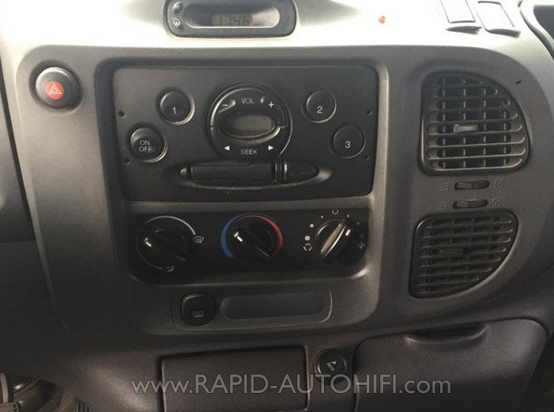 Autorádio FORD Transit 1994-2005 JVC KD-X382BT Bluetooth s instalační sadou