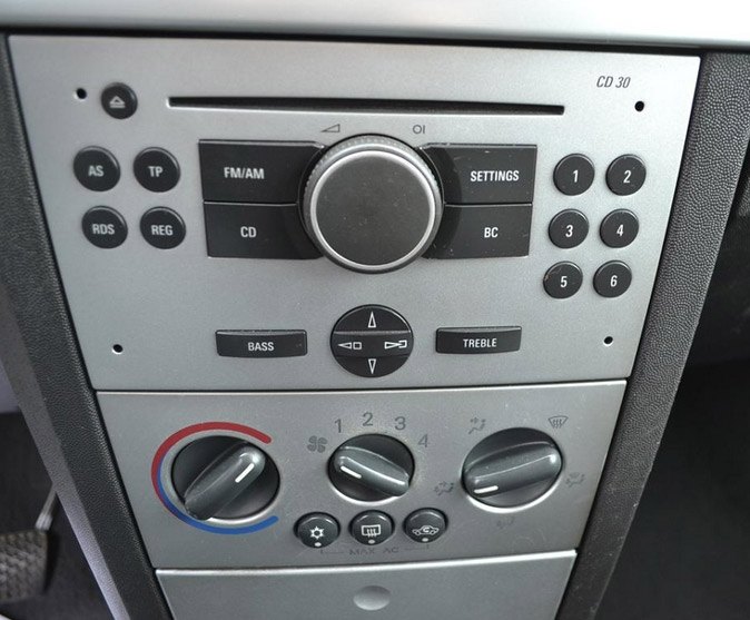 Autorádio OPEL MERIVA A 2005-2010 JVC KD-X382BT Bluetooth s instalační sadou