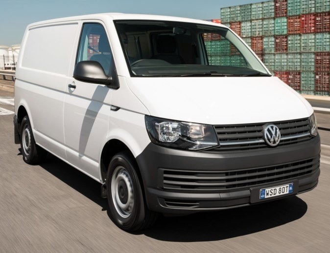 Autorádio VW Transporter T6 příprava JVC KD-X382BT Bluetooth s instalační sadou