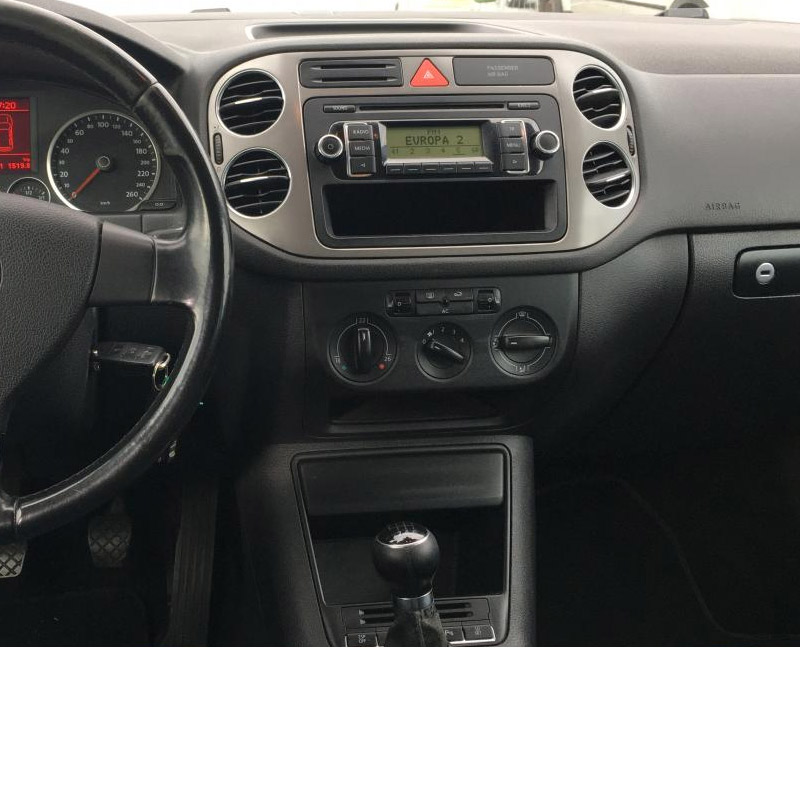 Autorádio VW Tiguan JVC KD-T702BT Bluetooth s instalační sadou