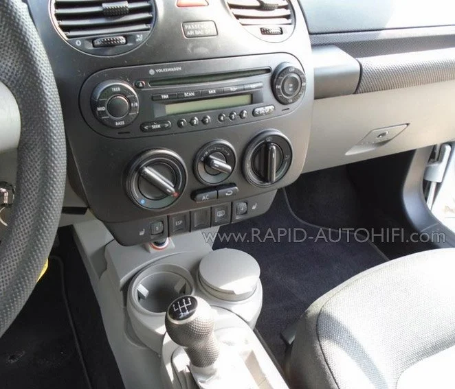 Autorádio VW New Beetle JVC KD-X282BT Bluetooth s instalační sadou