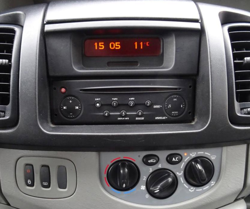 Autorádio RENAULT Trafic 2007-2014 JVC KD-X282BT Bluetooth s instalační sadou