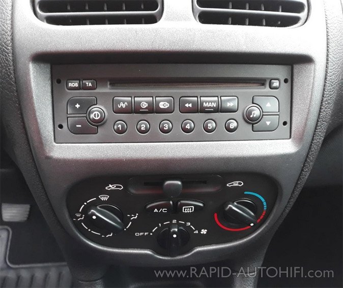 Autorádio PEUGEOT 206 2003-2009 JVC KD-X282BT Bluetooth s instalační sadou