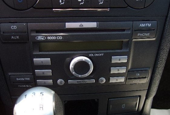 Rámeček autorádia FORD Mondeo 2002-2007 2DIN SADA s konektory