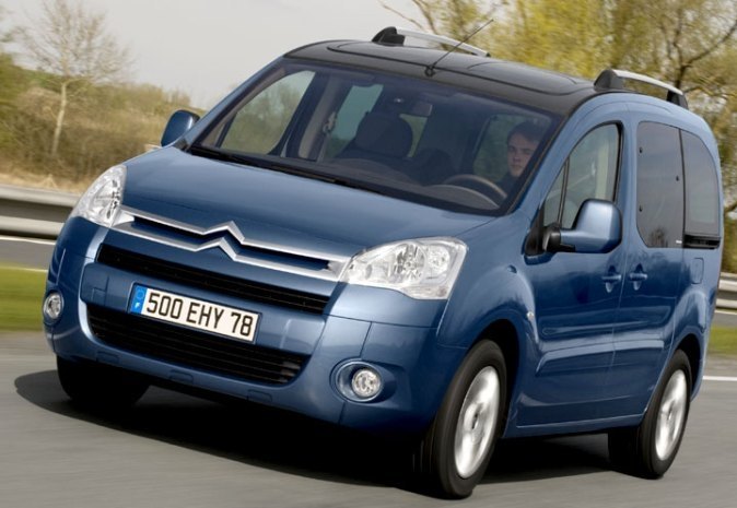 Autorádio CITROEN Berlingo 2008-2018 JVC KD-T702BT Bluetooth s instalační sadou a ovládáním volantu