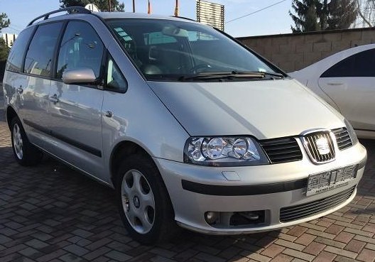 Autorádio SEAT Alhambra JVC KD-X162 s instalační sadou