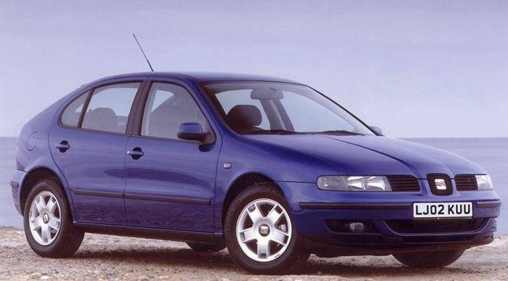 Autorádio SEAT Leon Toledo JVC KD-X162 s instalační sadou