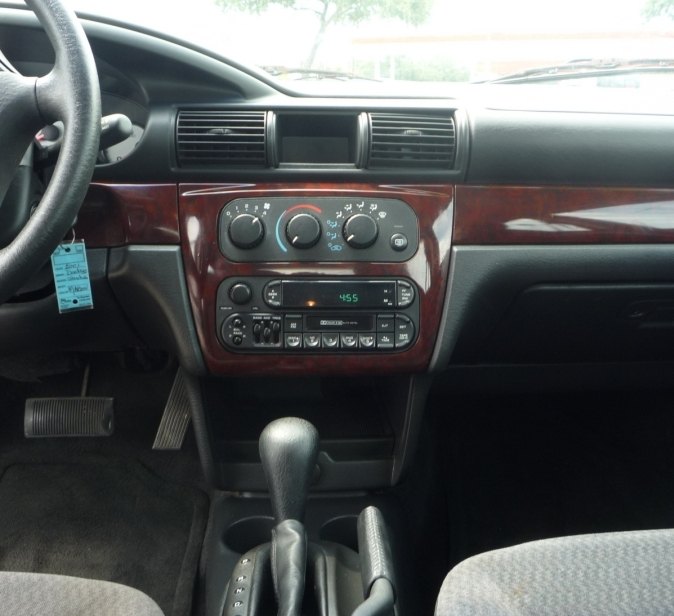 Autorádio CHRYSLER DODGE Stratus 2001-2006 JVC KD-X162 s instalační sadou