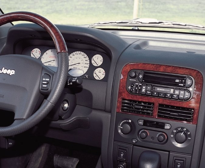 Autorádio JEEP Grand Cherokee 2002-2004 JVC KD-X162 s instalační sadou