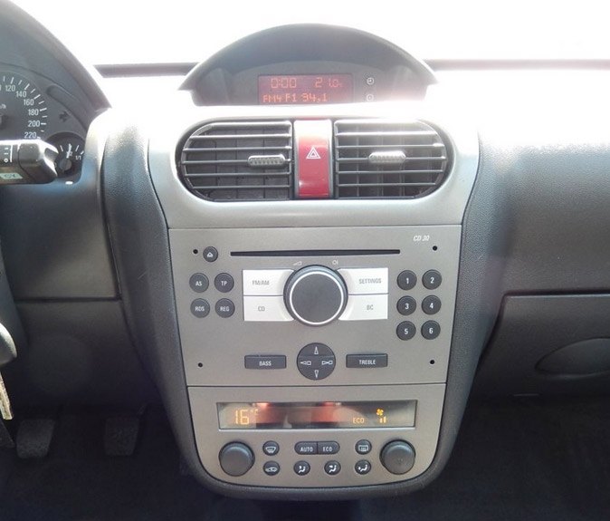 Autorádio OPEL CORSA C 2004-2006 JVC KD-T702BT Bluetooth s instalační sadou
