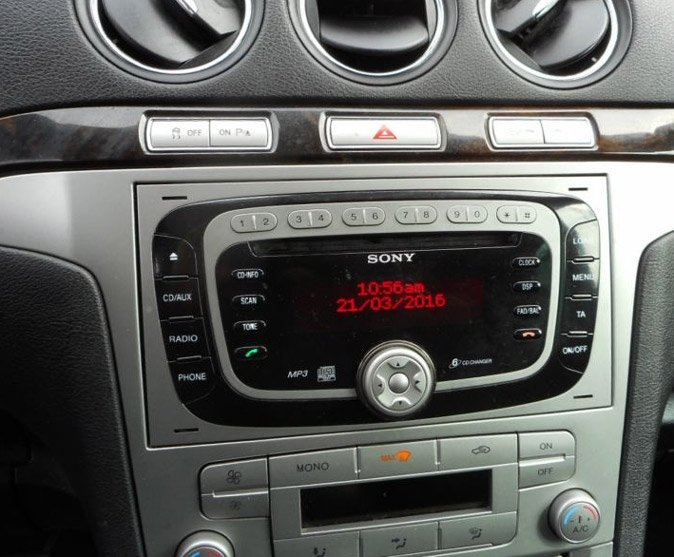 Autorádio FORD Galaxy 2006-2007 JVC KD-T702BT Bluetooth s instalační sadou