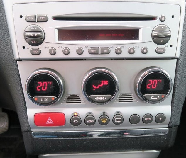Autorádio ALFA ROMEO 156 2002-2007 JVC KD-X162 s instalační sadou