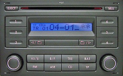 Autorádio VW Polo 2005-2009 JVC KD-T702BT Bluetooth s instalační sadou